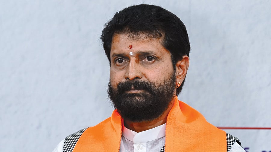 <div class="paragraphs"><p> CT Ravi  </p></div>