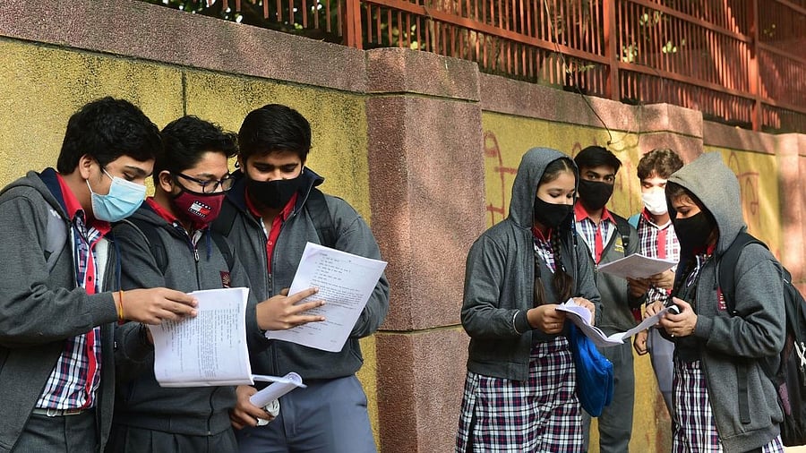 <div class="paragraphs"><p>School students.</p></div>