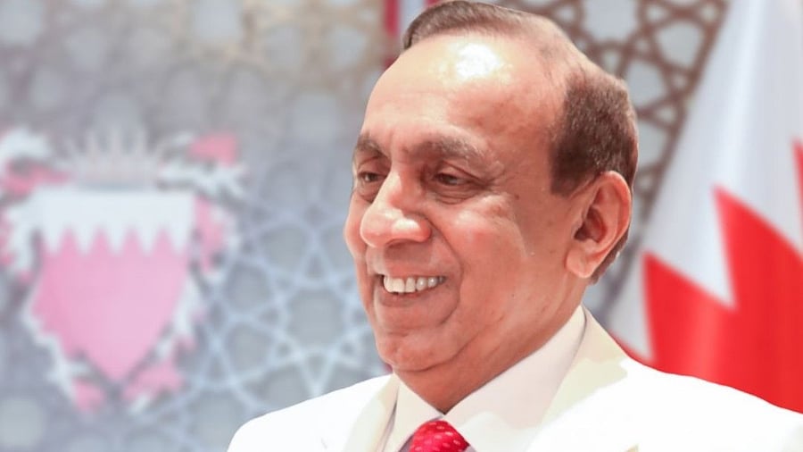 <div class="paragraphs"><p>Dr. Ravi Pillai.&nbsp;</p></div>