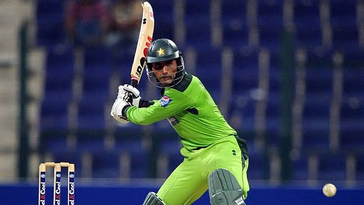<div class="paragraphs"><p>Abdul Razzaq</p></div>
