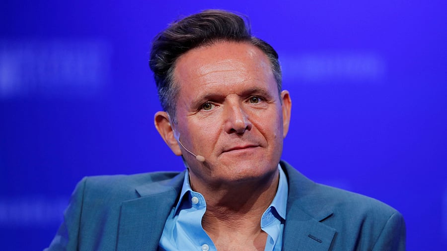 <div class="paragraphs"><p>Mark Burnett.</p></div>