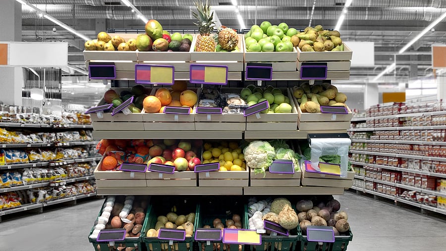 <div class="paragraphs"><p>Representative image showing fruits and vegetables in an Indian supermarket</p></div>