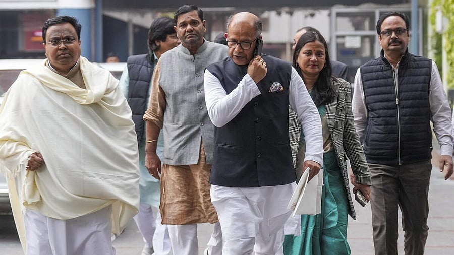 <div class="paragraphs"><p>A delegation of BJD leaders leaves from Election Commission office in New Delhi after submission of a memorandum. </p></div>