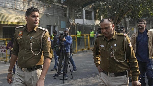 <div class="paragraphs"><p>Delhi Police on Monday trained teachers and school staff in dealing with bomb threats. (Image for representation)</p></div>