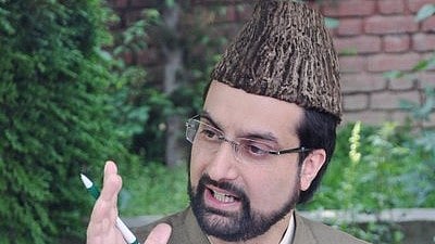 <div class="paragraphs"><p>Hurriyat Conference leader Mirwaiz Umar Farooq has also extended support for the reservation policy. </p></div>