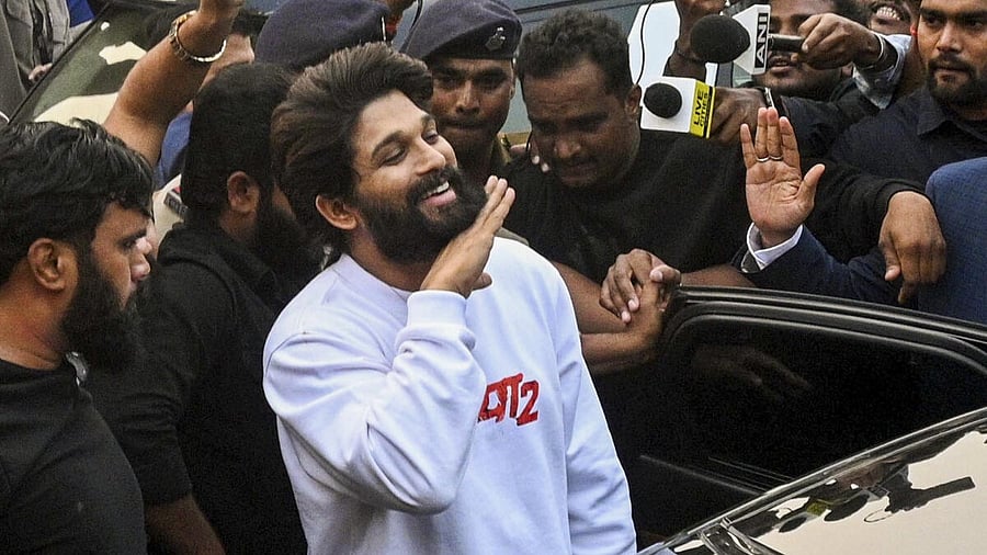 <div class="paragraphs"><p>The saffron party is impressed with Allu Arjun.&nbsp;</p></div>