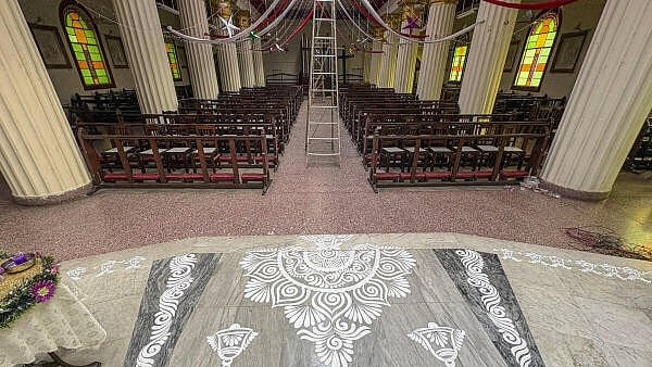<div class="paragraphs"><p>'Aalpona' motifs spruce up Christmas decor at the Greek Orthodox Church at Kalighat, in Kolkata.</p></div>