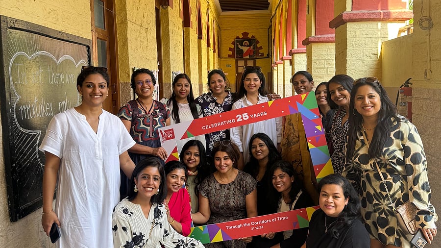 Some former students of the Sacred Heart Girls’ High School, Museum Road, visited the campus on Saturday.