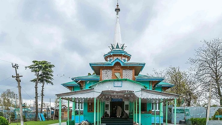 <div class="paragraphs"><p>Kashmir's Roza Bal Shrine</p></div>