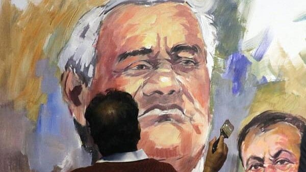 <div class="paragraphs"><p>An artist makes a painting of former prime minister Atal Bihari Vajpayee</p></div>