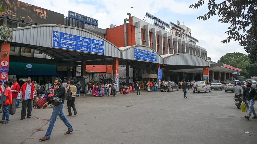 <div class="paragraphs"><p>KSR Bengaluru, the largest train station in Karnataka, has a total station and yard area of 107 acres, 10 platforms, six stabling lines and five pit lines.</p></div>