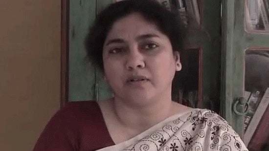 <div class="paragraphs"><p>Author Daman Singh, daughter of former prime minister Manmohan Singh</p></div>