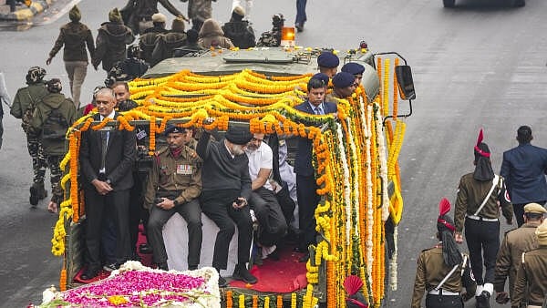 <div class="paragraphs"><p>Congress leader Rahul Gandhi and others during the funeral procession of former prime minister Manmohan Singh, in New Delhi, Saturday, Dec. 28, 2024.</p></div>