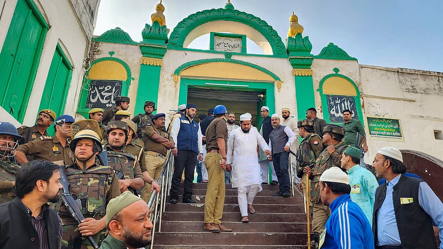 <div class="paragraphs"><p>The Supreme Court recently gave orders to temporarily halt proceedings in the case concerning the survey of the Shahi Jama Masjid in Sambhal. In pic, devotees leave after offering prayers at the masjid. </p></div>