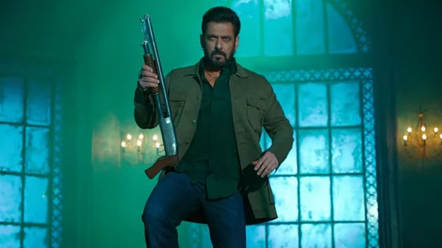 <div class="paragraphs"><p>Salman Khan in <em>Sikandar</em>.</p></div>