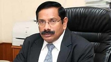 <div class="paragraphs"><p>The state government issued orders to this effect in the intervening night between Sunday and Monday.</p></div>