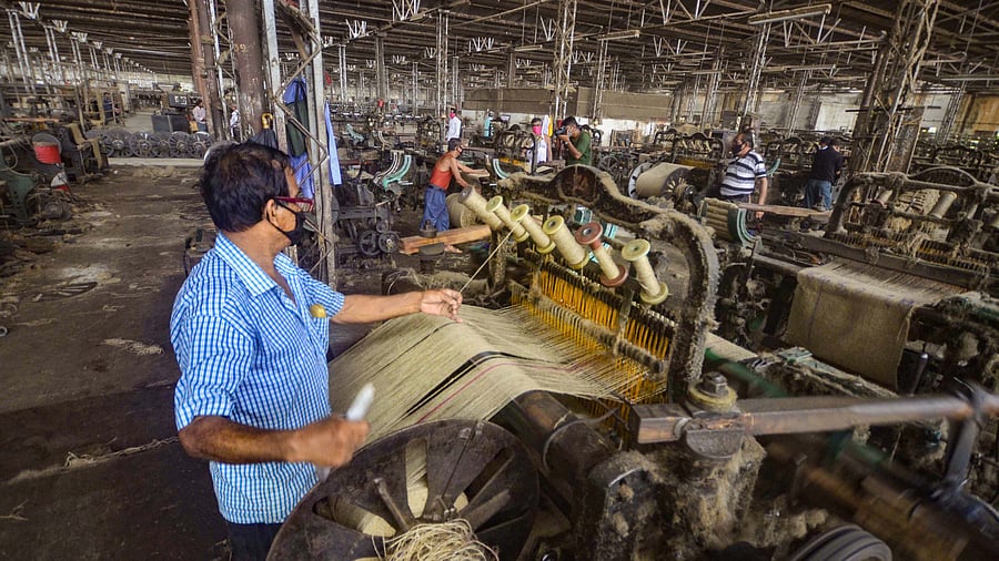 <div class="paragraphs"><p>Although the government has decided to revise the pricing formula, details are still awaited, according to the Indian Jute Mills Association (IJMA). </p></div>