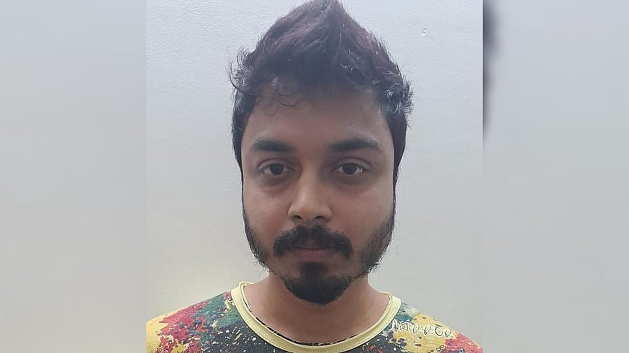 <div class="paragraphs"><p>Rakshith Ramesh Melappanavar. </p></div>