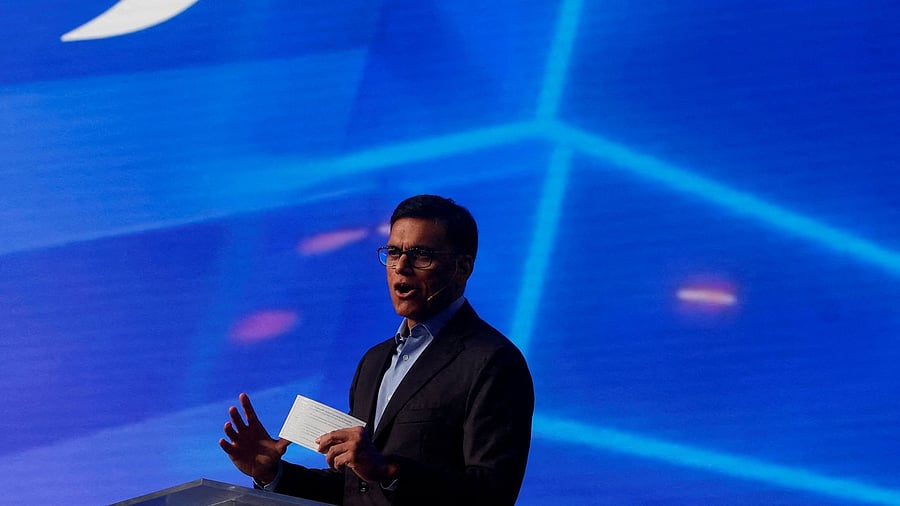 <div class="paragraphs"><p>Sajjan Jindal, Managing Director of JSW Steel, speaks during a press conference in Mumbai</p></div>