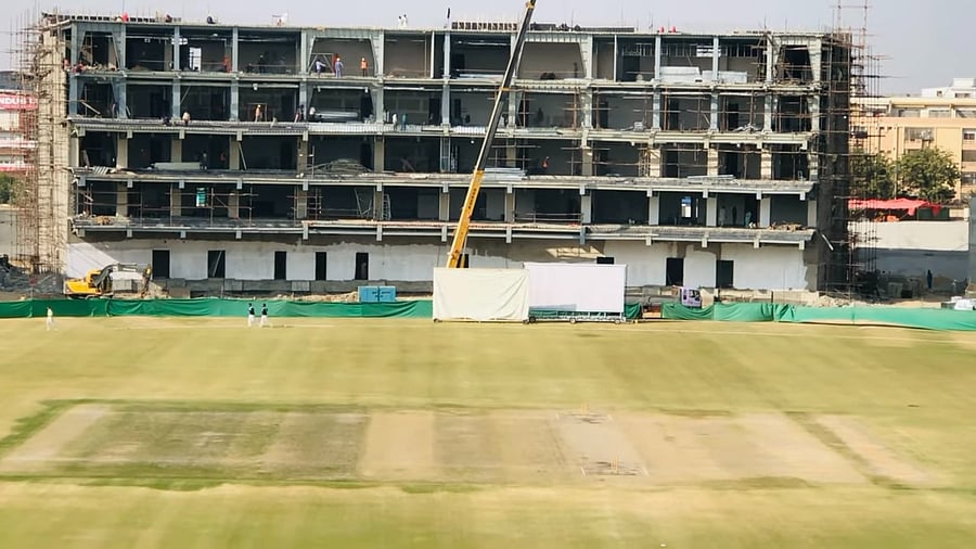 <div class="paragraphs"><p>A photo of the Karachi Stadium in Pakistan.</p></div>