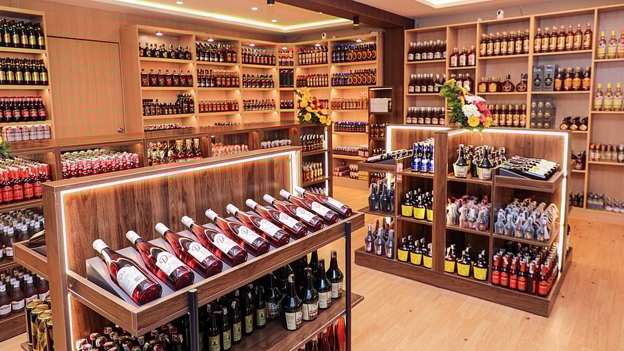 <div class="paragraphs"><p> A Mysore Sales International Limited (MSIL) liquor outlet. </p></div>