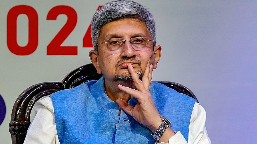 <div class="paragraphs"><p>Development Organisation (DRDO) chief Samir V Kamat</p></div>