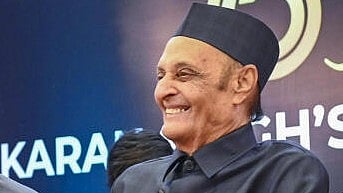 <div class="paragraphs"><p>Karan Singh.</p></div>