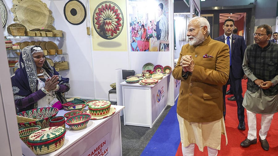 <div class="paragraphs"><p>Prime Minister Narendra Modi visits stalls during the inauguration of the Grameen Bharat Mahotsav 2025, in New Delhi. </p></div>