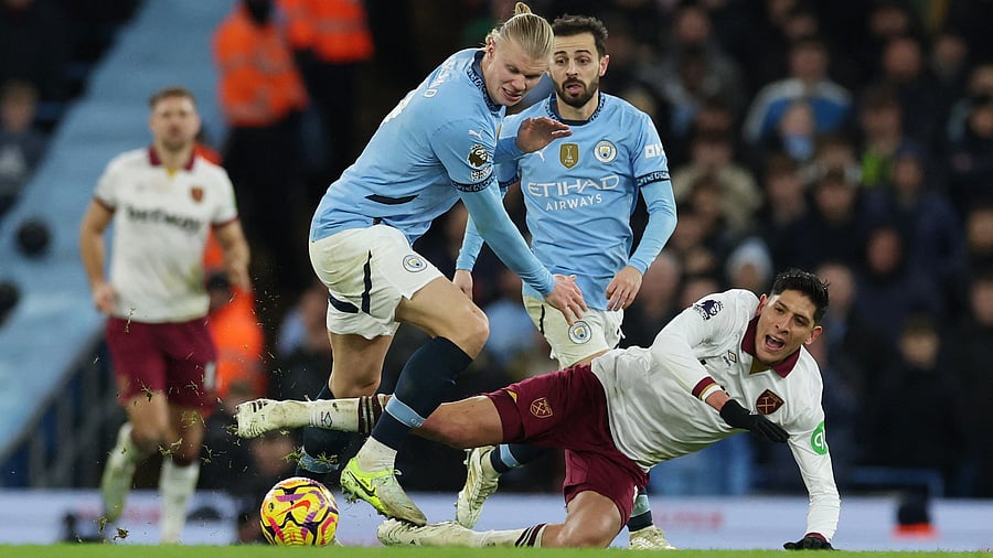 <div class="paragraphs"><p>Manchester City's Erling Haaland in action against West Ham United's Edson Alvarez.</p></div>