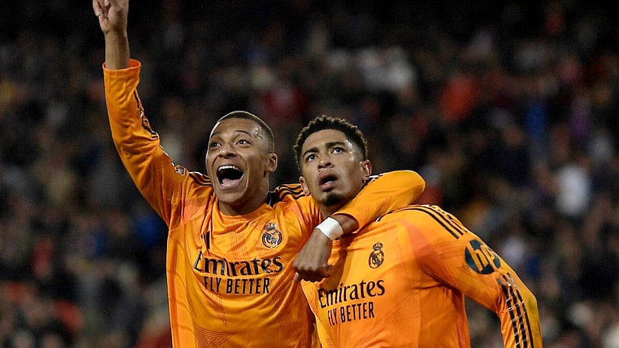 <div class="paragraphs"><p>Real Madrid's Jude Bellingham celebrates with Kylian Mbappe.</p></div>