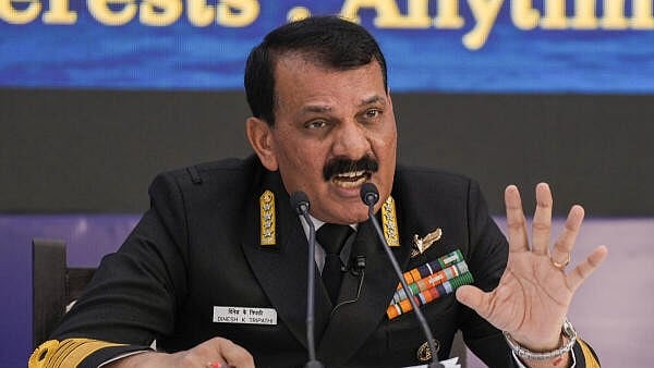 <div class="paragraphs"><p> Indian Navy chief Admiral Dinesh K Tripathi</p></div>