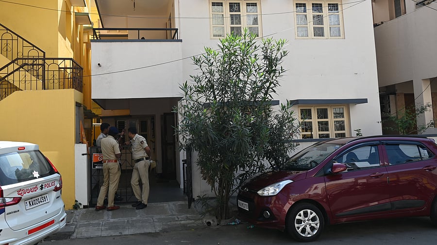 <div class="paragraphs"><p>The duplex house in&nbsp;RMV 2nd Extension where the four were found dead on Monday. </p></div>