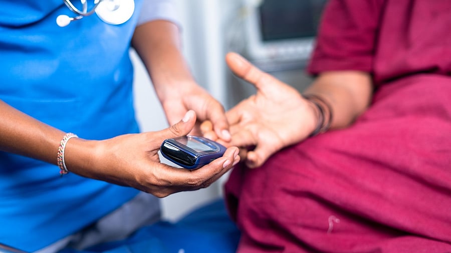 <div class="paragraphs"><p>Doctor checking sugar or diabetes level of a patient. (Representative image)</p></div>