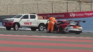 <div class="paragraphs"><p>The actor is seen getting out of the vehicle, seemingly without any injury.</p></div>