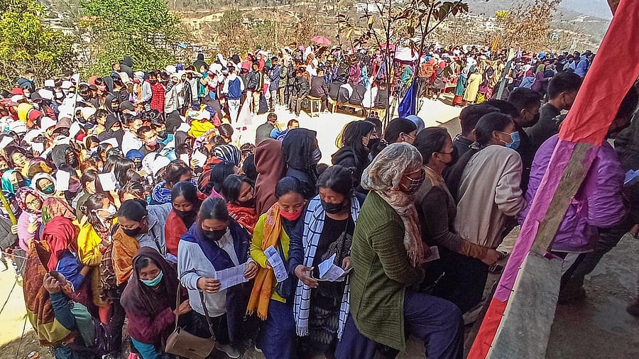 <div class="paragraphs"><p>Voters wait in queues to cast their votes at a polling booth, during the second phase of the Manipur Assembly elections, in 2022.</p></div>