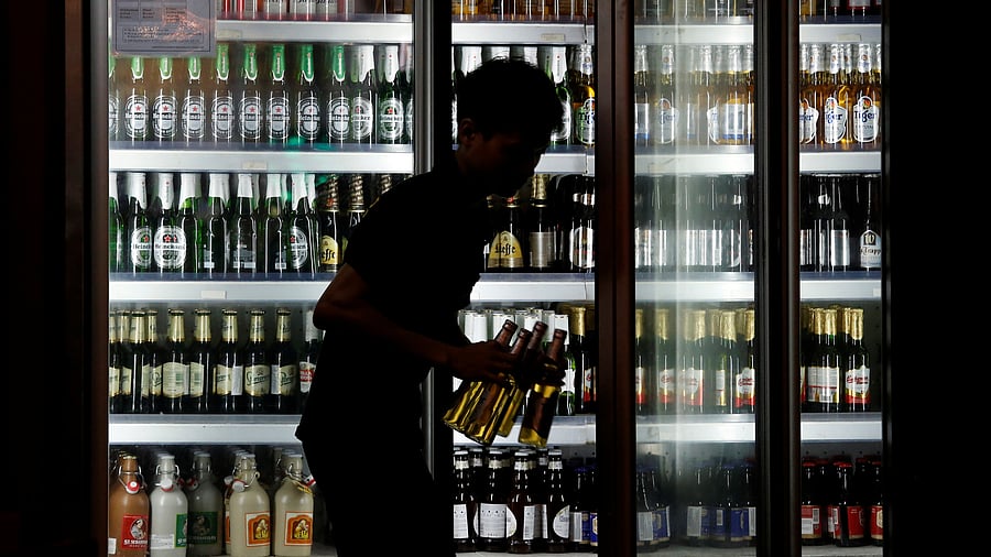 <div class="paragraphs"><p>Representative image of alcohol.</p></div>