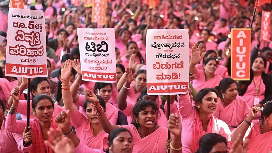 <div class="paragraphs"><p>ASHA workers protest at Freedom Park in Bengaluru.</p></div>
