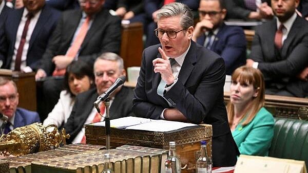<div class="paragraphs"><p>Britain's Prime Minister Keir Starmer speaks at the House of Commons in London, Britain, January 8, 2025.</p></div>