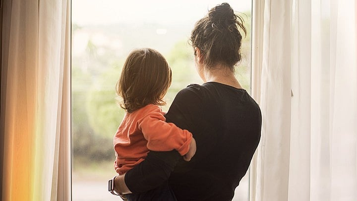 <div class="paragraphs"><p>The anonymous professor said that women are successful in their career, but their longevity is short, unlike those grandmas in villages who have 8 or 10 kids and usually can live up to 90 or even 100 years old.</p></div>