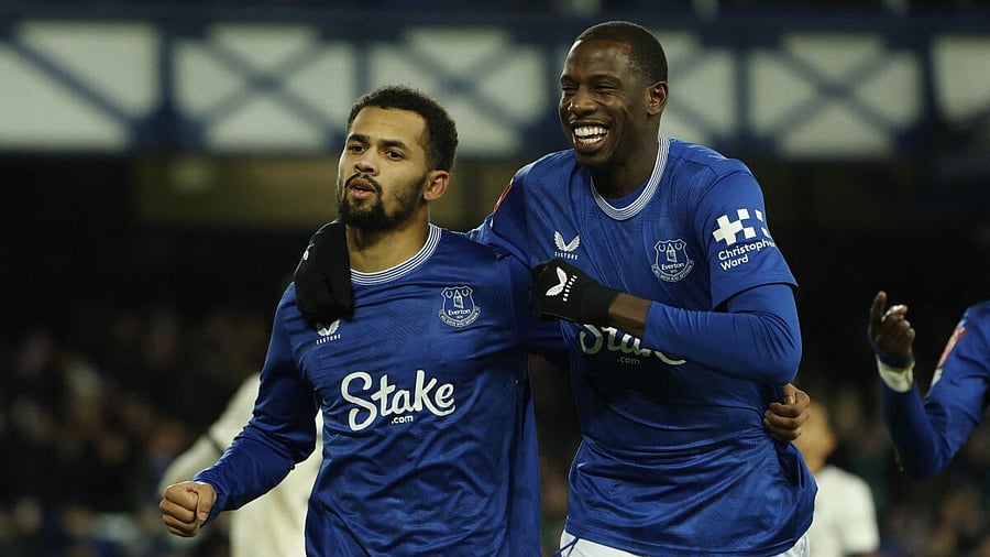 <div class="paragraphs"><p>Everton's Iliman Ndiaye celebrates scoring.</p></div>