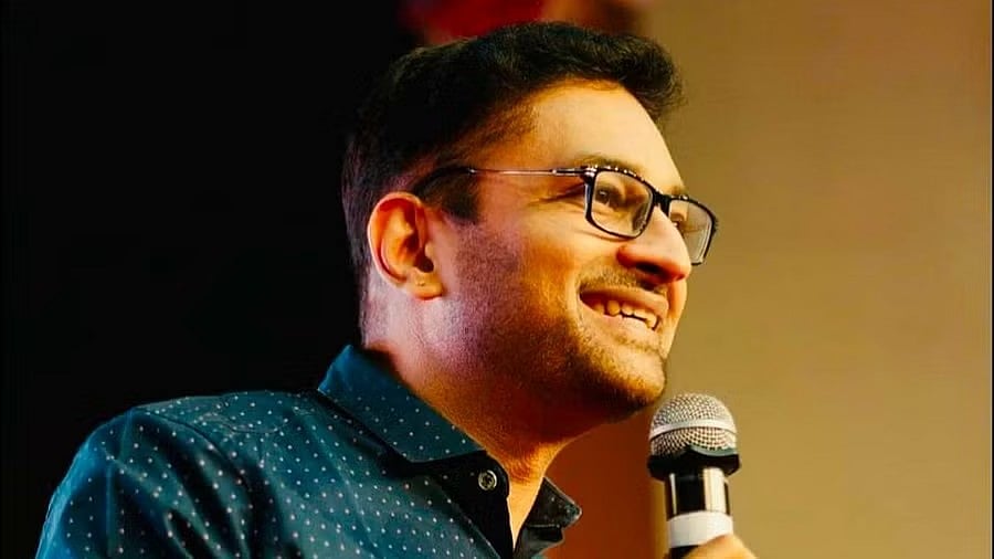<div class="paragraphs"><p>N Prasanth.</p><p></p></div>