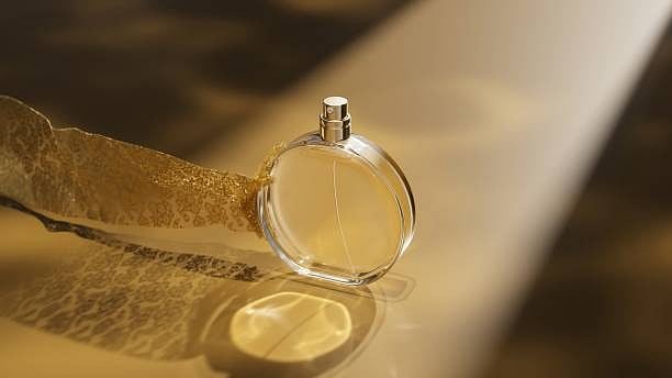 <div class="paragraphs"><p>Representative image of a perfume bottle.</p></div>