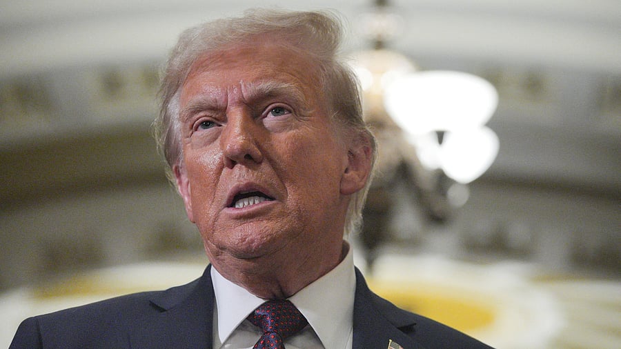 <div class="paragraphs"><p>Donald Trump </p></div>