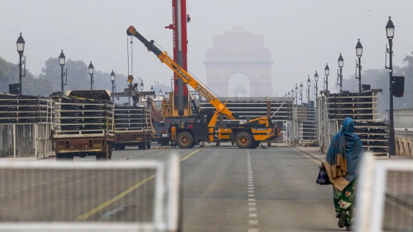 <div class="paragraphs"><p>Preparations underway for the upcoming Republic Day parade, in New Delhi, Monday, Jan. 6, 2025.</p></div>