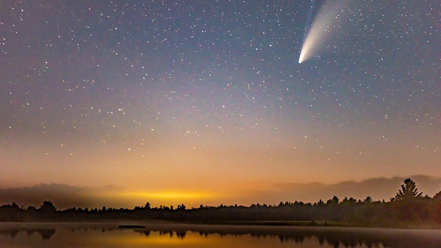 <div class="paragraphs"><p>Image showing a comet. For representational purposes.</p></div>