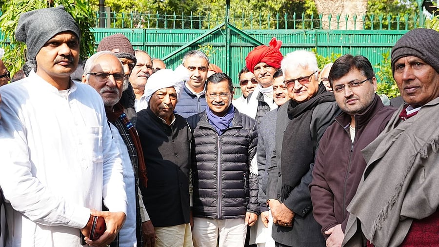 <div class="paragraphs"><p>Kejriwal met a delegation of Jat leaders at his residence, ahead of the Delhi Assembly polls on February 5.</p></div>