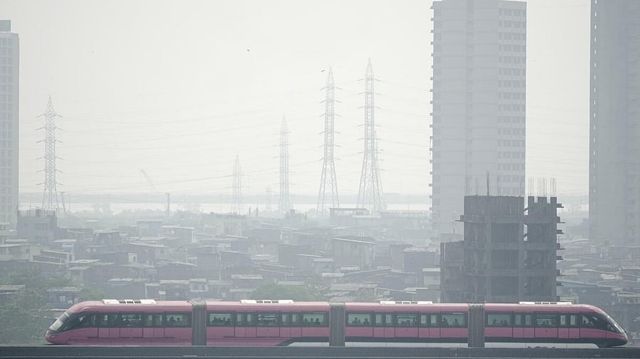 <div class="paragraphs"><p>Air pollution in Mumbai</p></div>