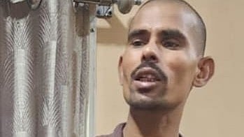 <div class="paragraphs"><p>A photograph of the suspect Sheikh Nasru.</p></div>