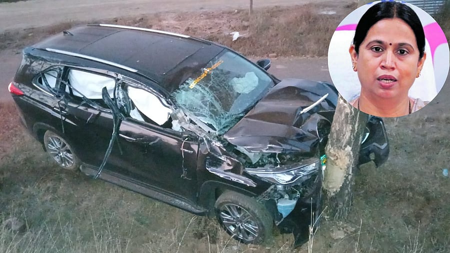 <div class="paragraphs"><p>The vehicle in which Karnataka Minister Laxmi Hebbalkar was travelling in, is seen here with an inset image of the Congress leader. </p></div>