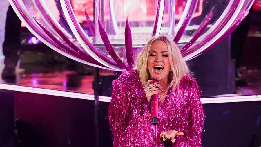 <div class="paragraphs"><p>Carrie Underwood</p></div>